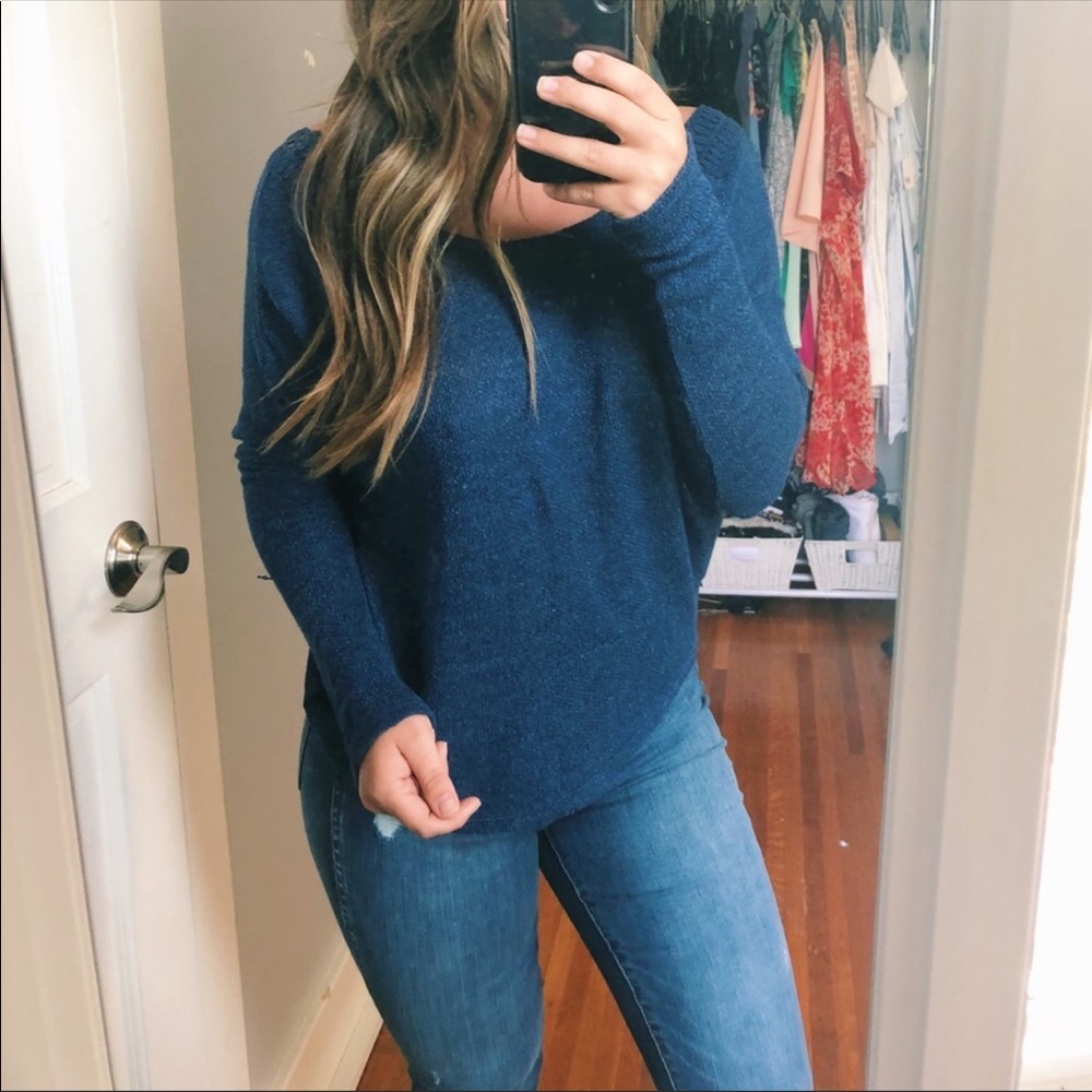 Navy Blue Windsor Top